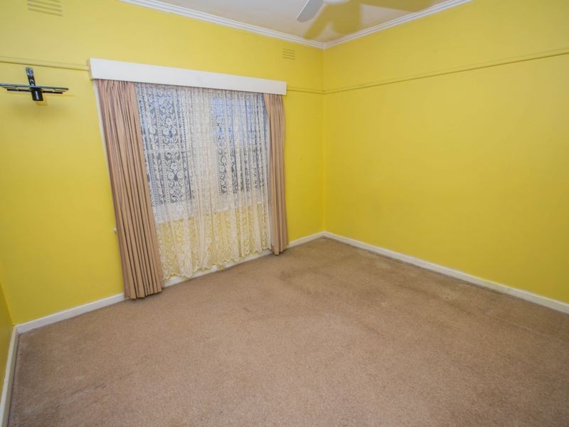 24 Shadforth St, Benalla VIC 3672