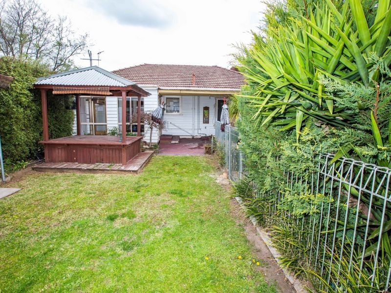 24 Shadforth St, Benalla VIC 3672