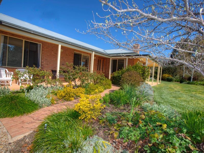 85 Dobson Road, Benalla VIC 3672