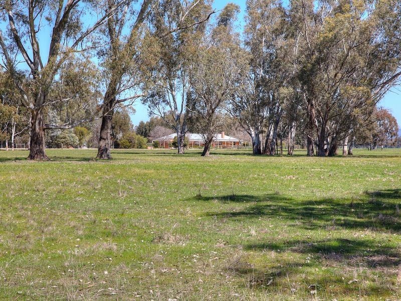 85 Dobson Road, Benalla VIC 3672