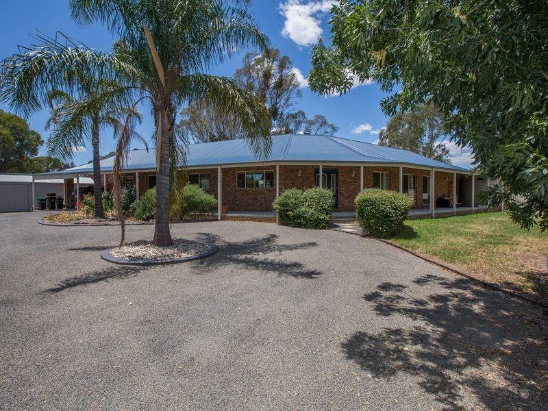 13 Shawbrook Ave, Benalla VIC 3672