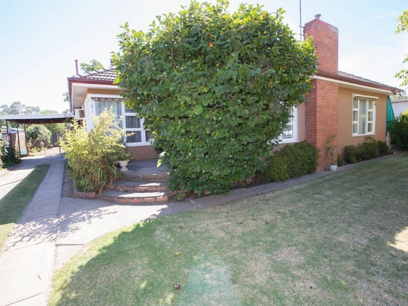 10 Charles Street, Benalla VIC 3672