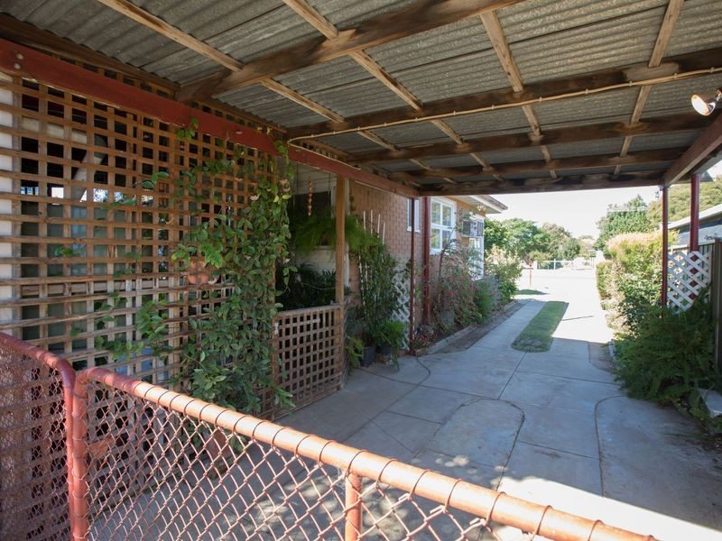 10 Charles Street, Benalla VIC 3672