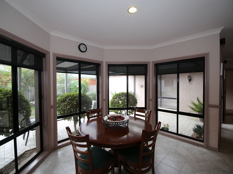 2 Knights Lane, Benalla VIC 3672