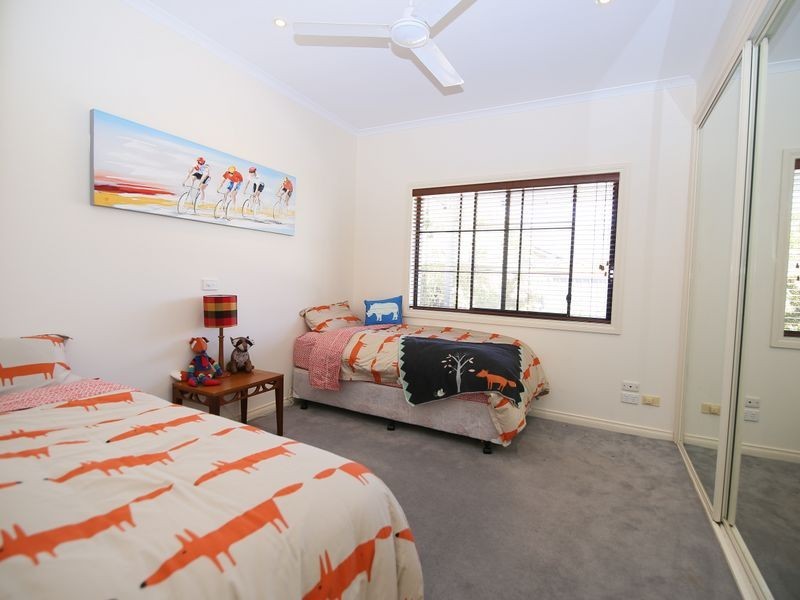 2/21 Waller Street, Benalla VIC 3672