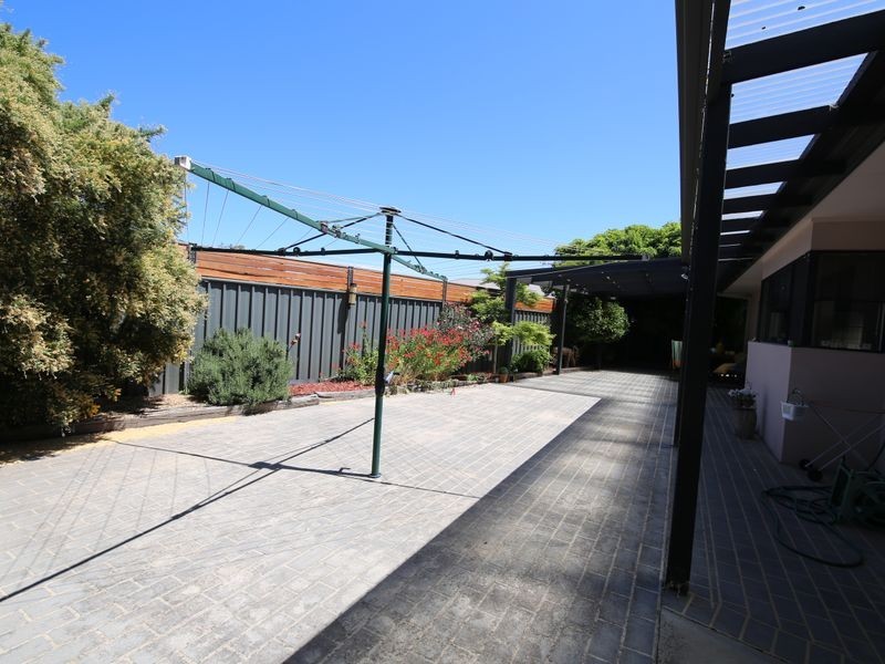 2/21 Waller Street, Benalla VIC 3672