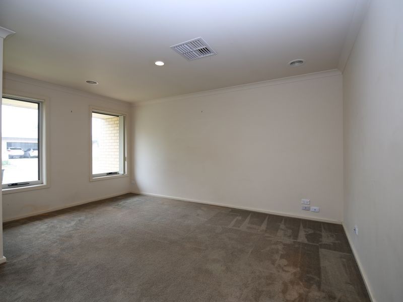 12 Schultz Street, Benalla VIC 3672