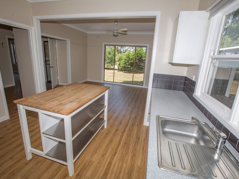 28 Bond Street, Benalla VIC 3672