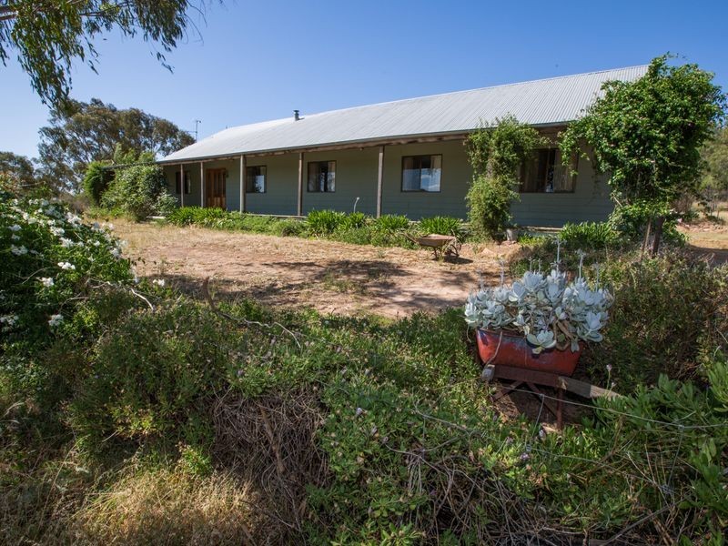 131 Griffiths Track, Mount Bruno VIC 3675