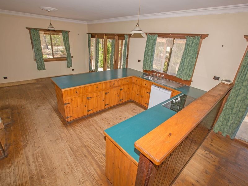 131 Griffiths Track, Mount Bruno VIC 3675