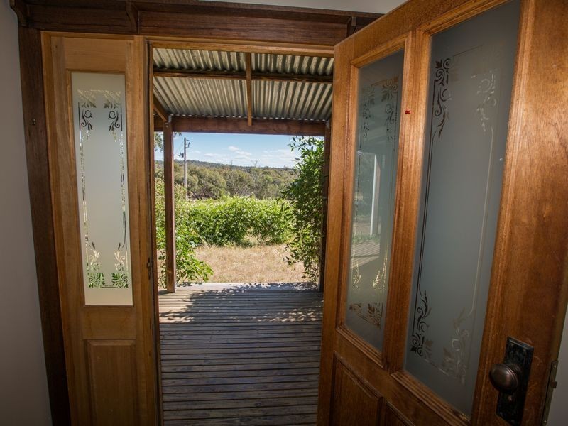 131 Griffiths Track, Mount Bruno VIC 3675