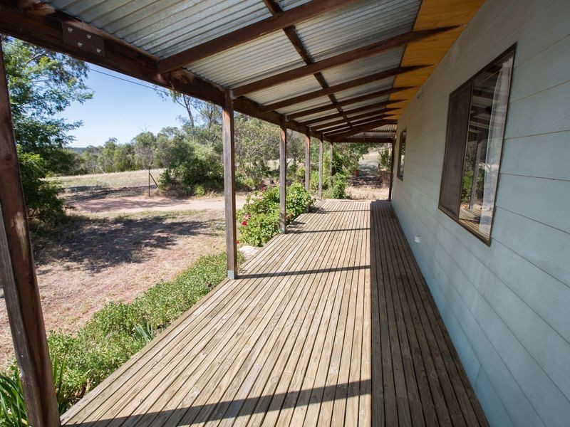 131 Griffiths Track, Mount Bruno VIC 3675