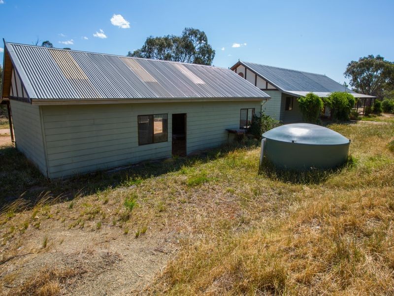 131 Griffiths Track, Mount Bruno VIC 3675