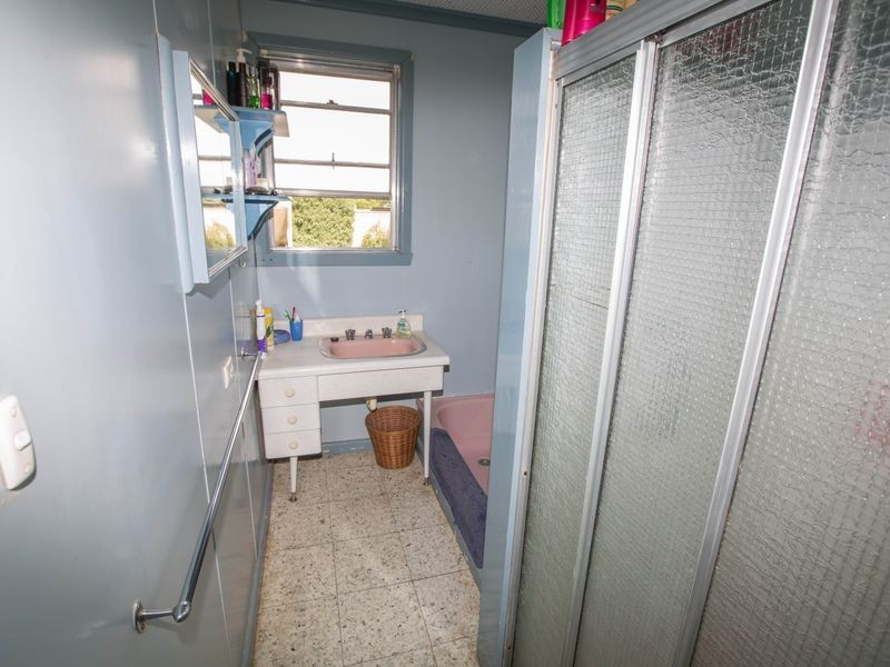 42 Samaria Road, Benalla VIC 3672