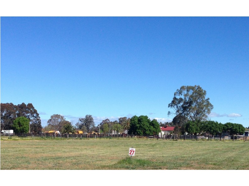 - Green Acres – via Racecourse Road, Benalla VIC 3672