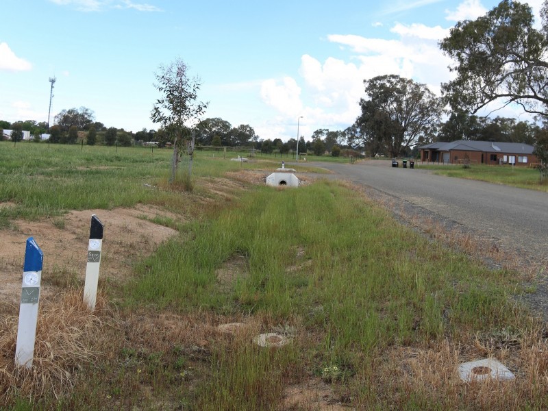 - Green Acres – via Racecourse Road, Benalla VIC 3672