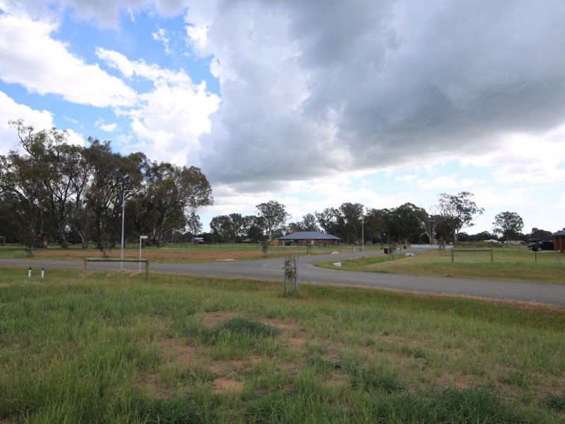 - Green Acres – via Racecourse Road, Benalla VIC 3672