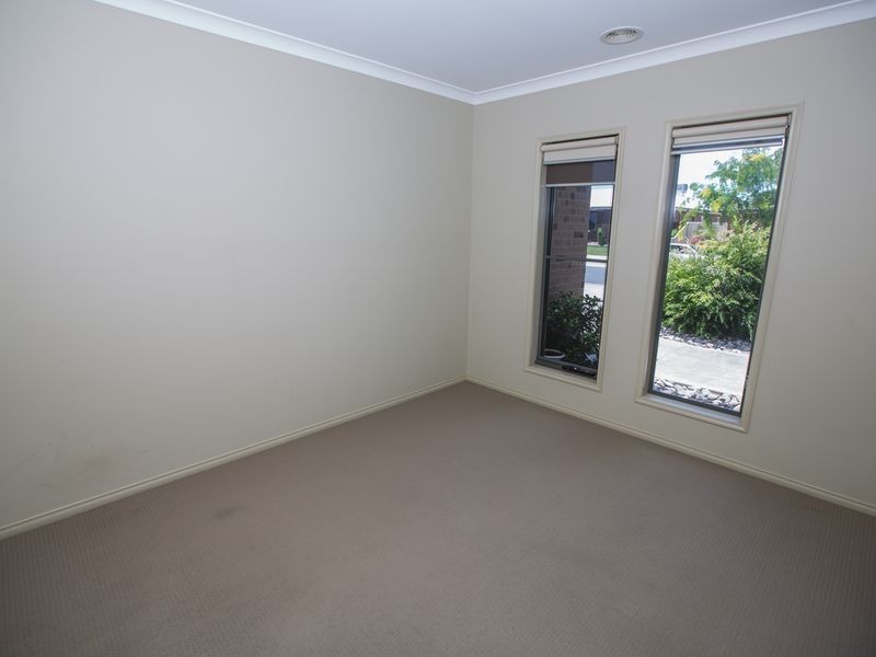 24 McNulty Drive, Benalla VIC 3672