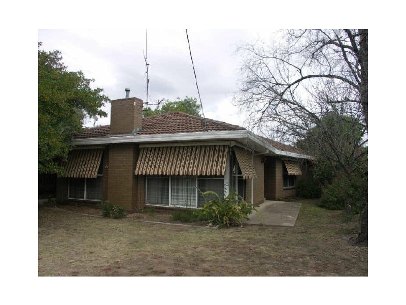 13 Monds Avenue, Benalla VIC 3672