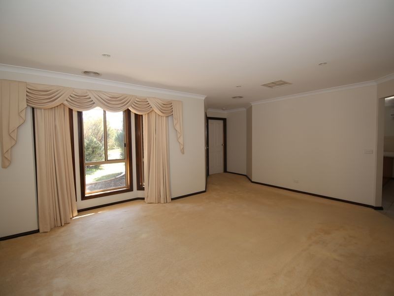 9 Bourke Drive, Benalla VIC 3672