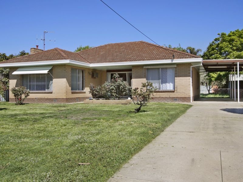 8 Walker Street, Benalla VIC 3672