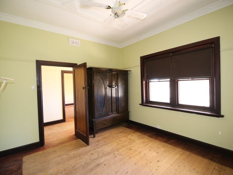 10 Neale Street Goorambat, Benalla VIC 3672