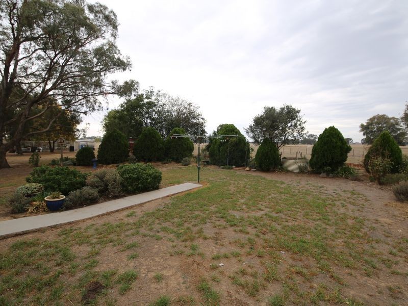 196 Hunter Road, Benalla VIC 3672