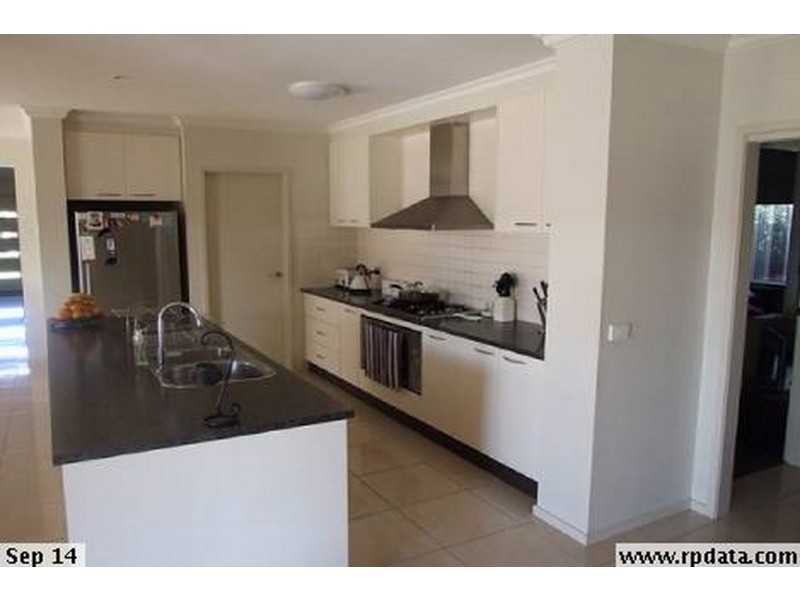 10 McNulty Drive, Benalla VIC 3672