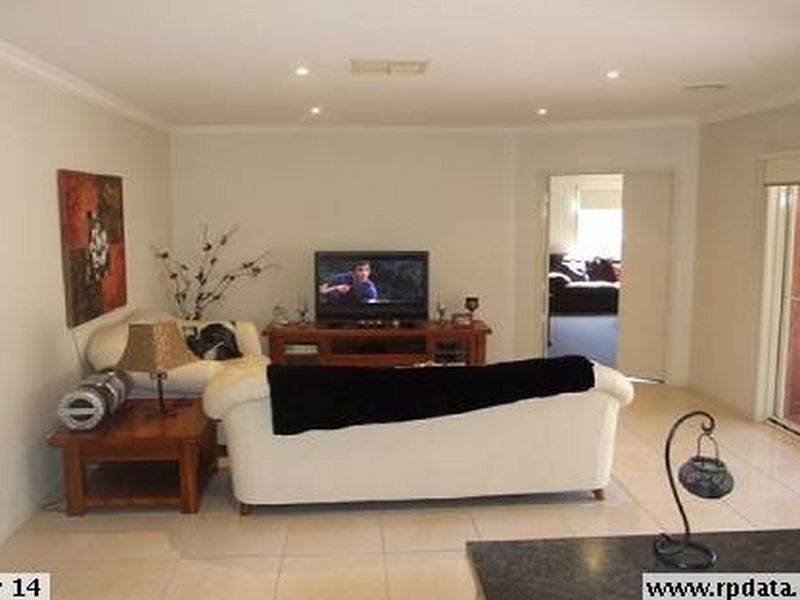 10 McNulty Drive, Benalla VIC 3672