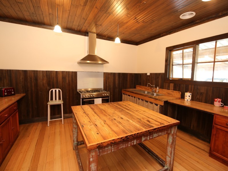 6 Gordon Street, Benalla VIC 3672