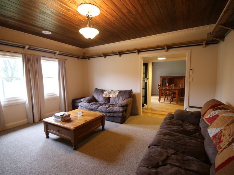 6 Gordon Street, Benalla VIC 3672