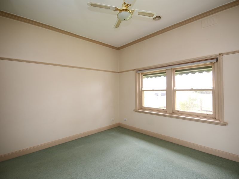 37 Commercial Road, Benalla VIC 3672