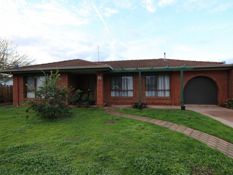 71 Benson Street, Benalla VIC 3672