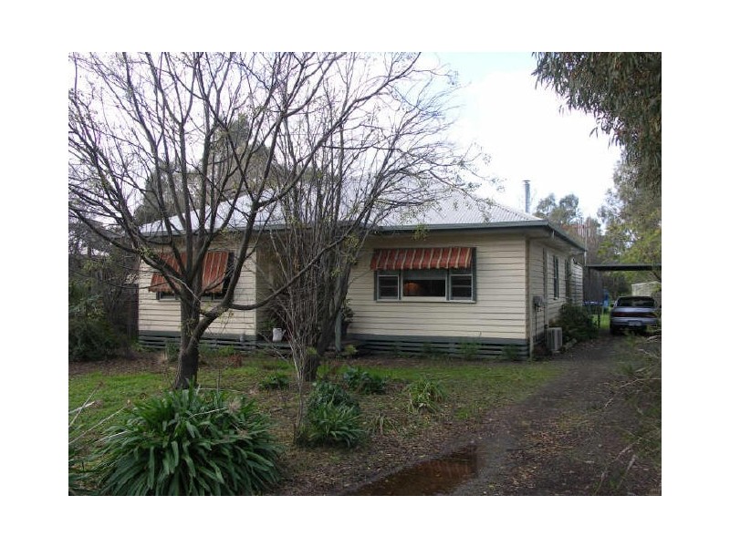 34 Palmerston Street, Baddaginnie VIC 3670