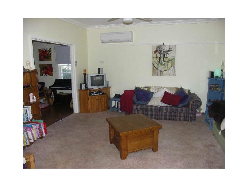 34 Palmerston Street, Baddaginnie VIC 3670