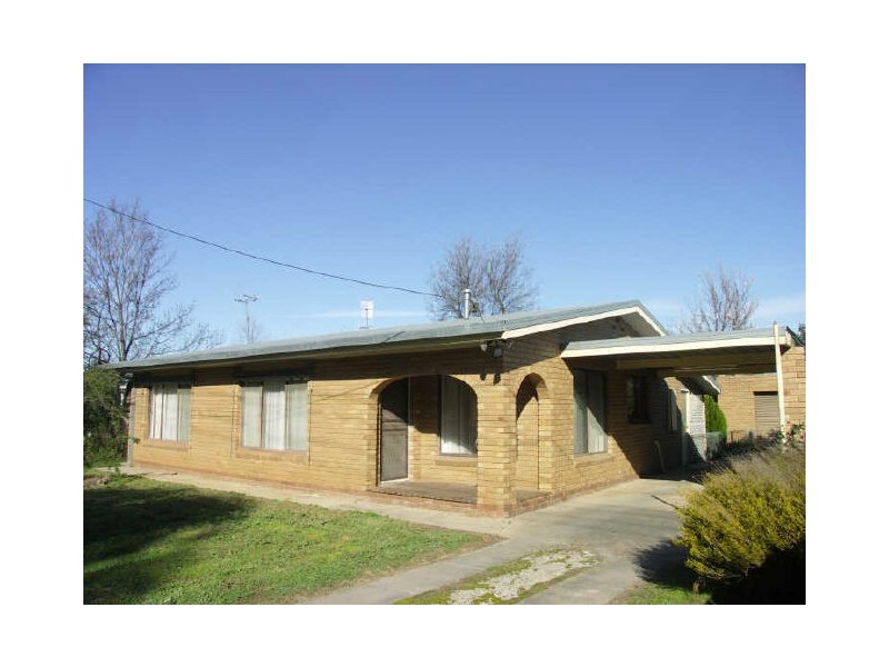 33 Kent Street, Benalla VIC 3672