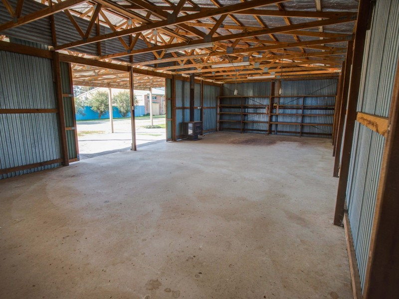 31-33 Sydney Road, Benalla VIC 3672