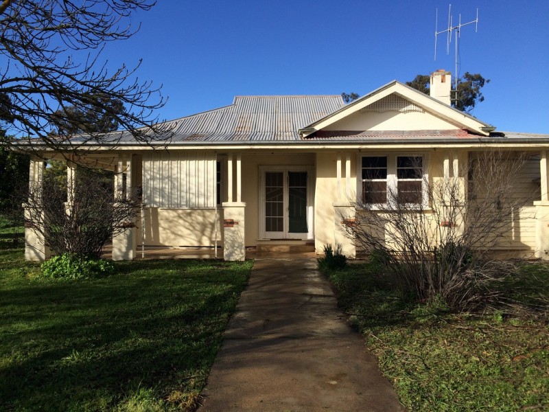 364 Harcourt Road, Devenish, Benalla VIC 3672