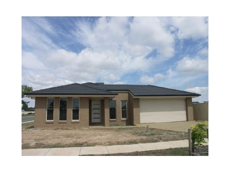 1 Green Court, Benalla VIC 3672