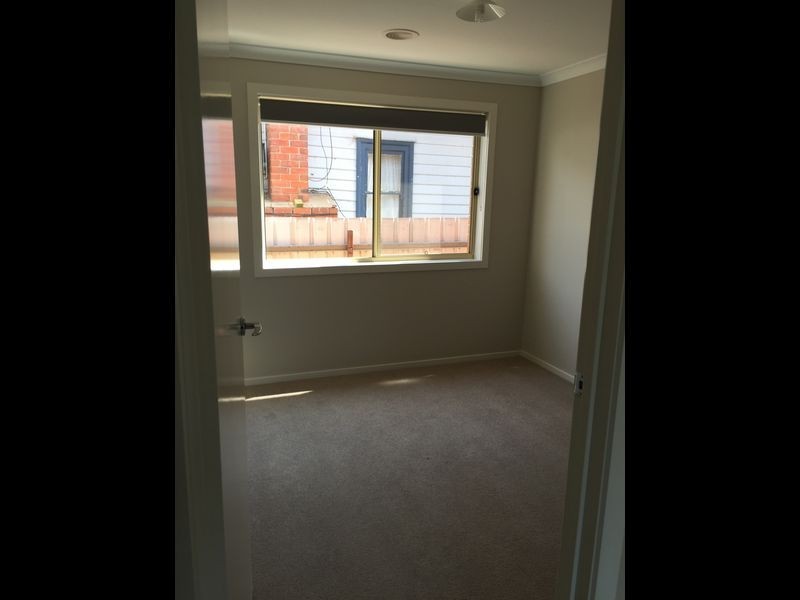 1/140 Mackellar Street, Benalla VIC 3672