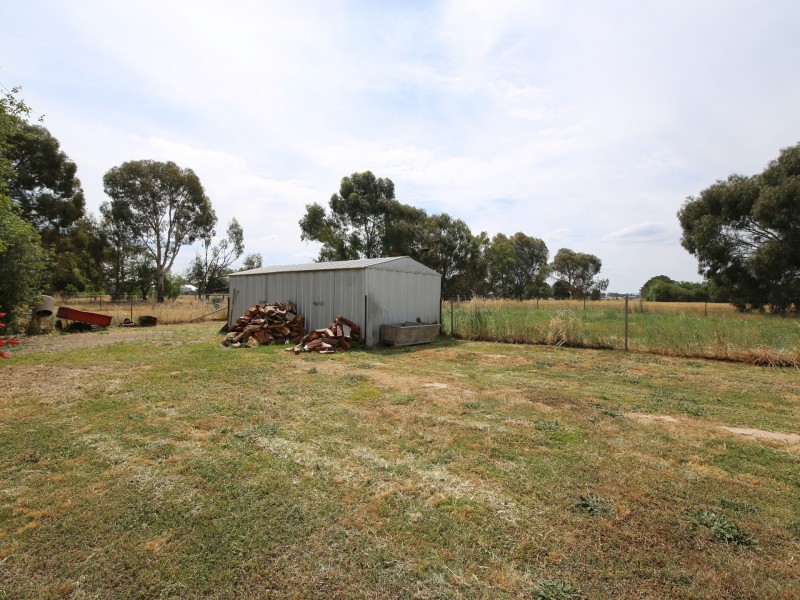 74 Willis Little Drive, Benalla VIC 3672