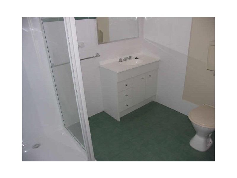 1/22 Monds Avenue, Benalla VIC 3672