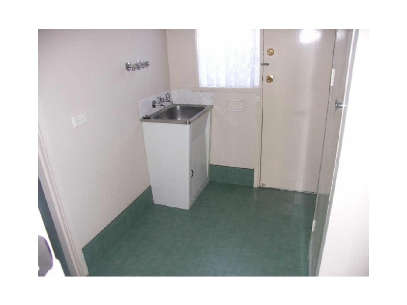 1/22 Monds Avenue, Benalla VIC 3672