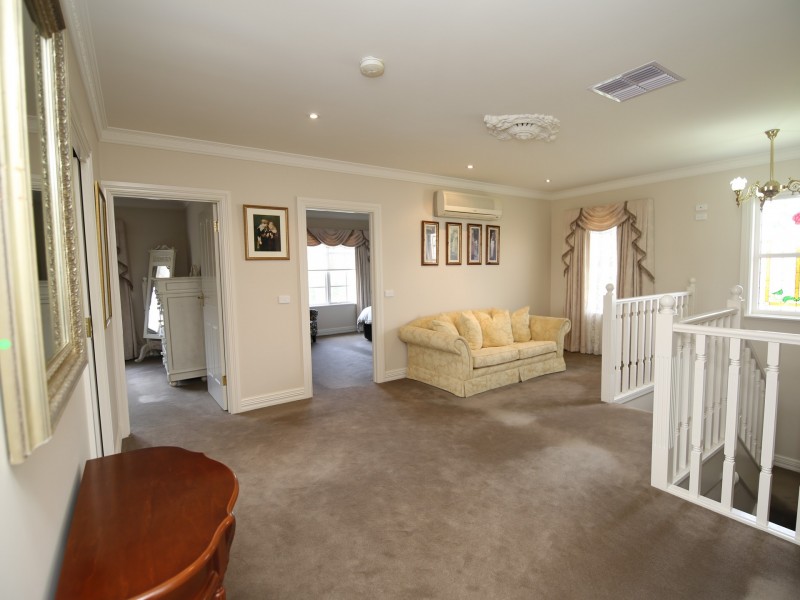 35 Charles Street, Benalla VIC 3672