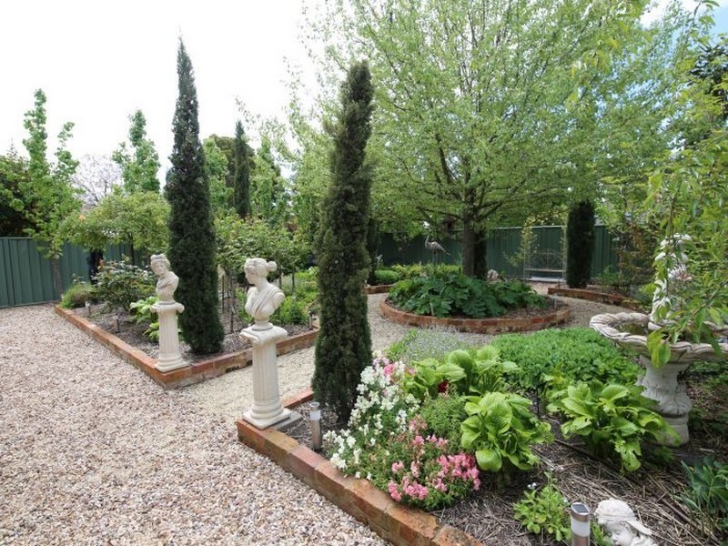 35 Charles Street, Benalla VIC 3672