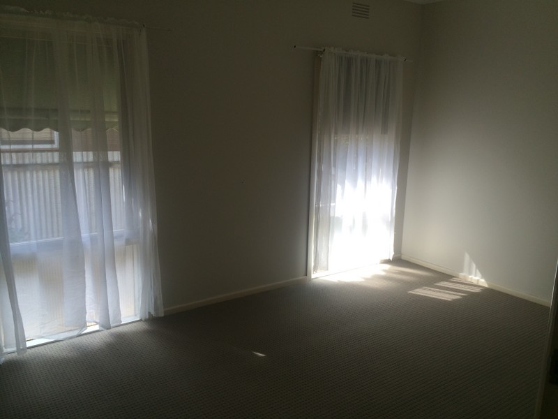 16 White Street, Benalla VIC 3672