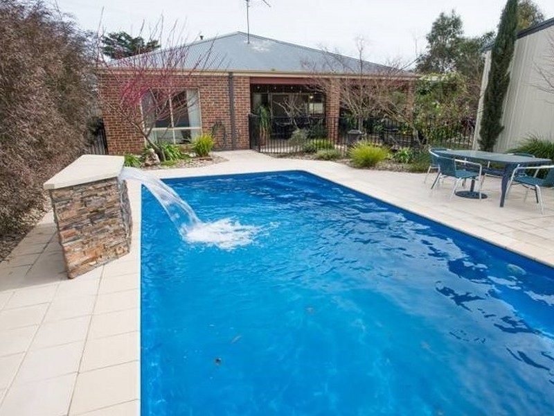 19 Olivers Road, Benalla VIC 3672