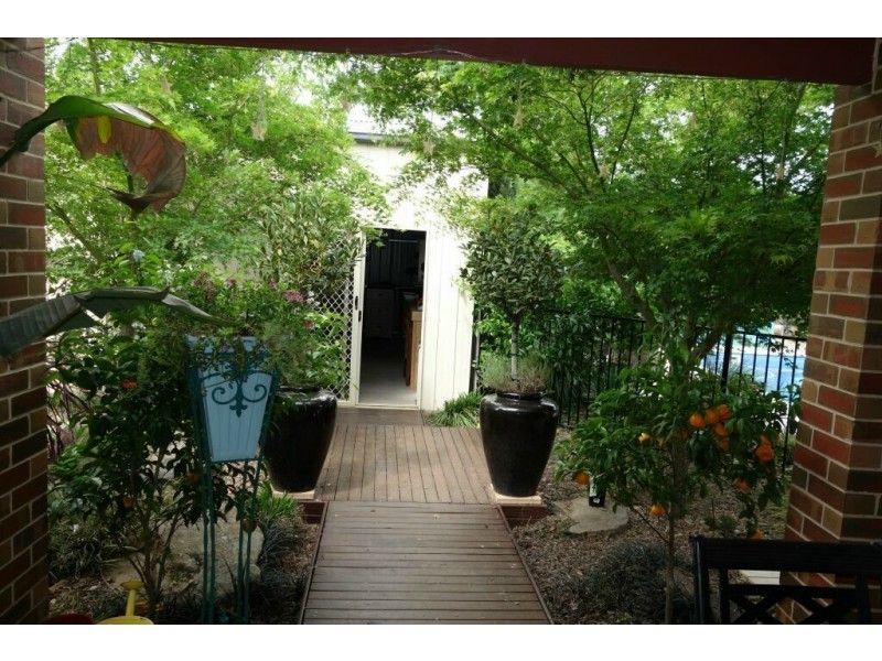 19 Olivers Road, Benalla VIC 3672