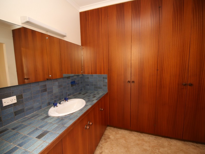 53 Monds Ave, Benalla VIC 3672