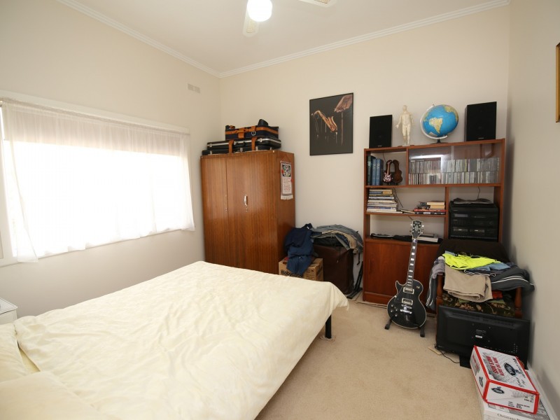 11 Charles Street, Benalla VIC 3672